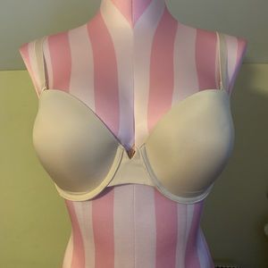 Victoria secret sexy illusion multi-way push up
